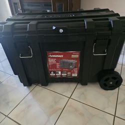 Heavy Duty Husky Tool Box 