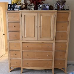 Solid Oak Wood Cabinets 