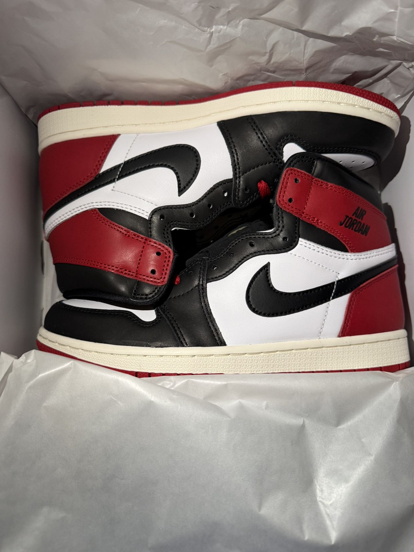 Jordan 1 Black Toes Size 8