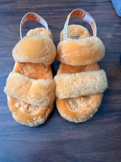 UGG Fluffy Sandals in Orange