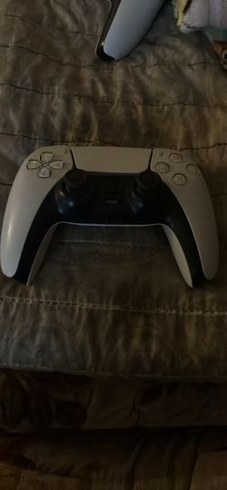 PlayStation 5 controllers