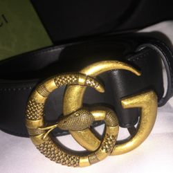 Gucci Snake Buckle Leather Belt 