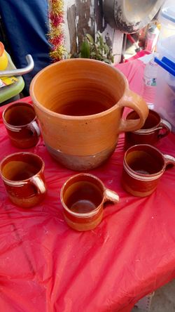Jarro Para Sus Bebidas Con 5 Jarros Chicos Nuevos