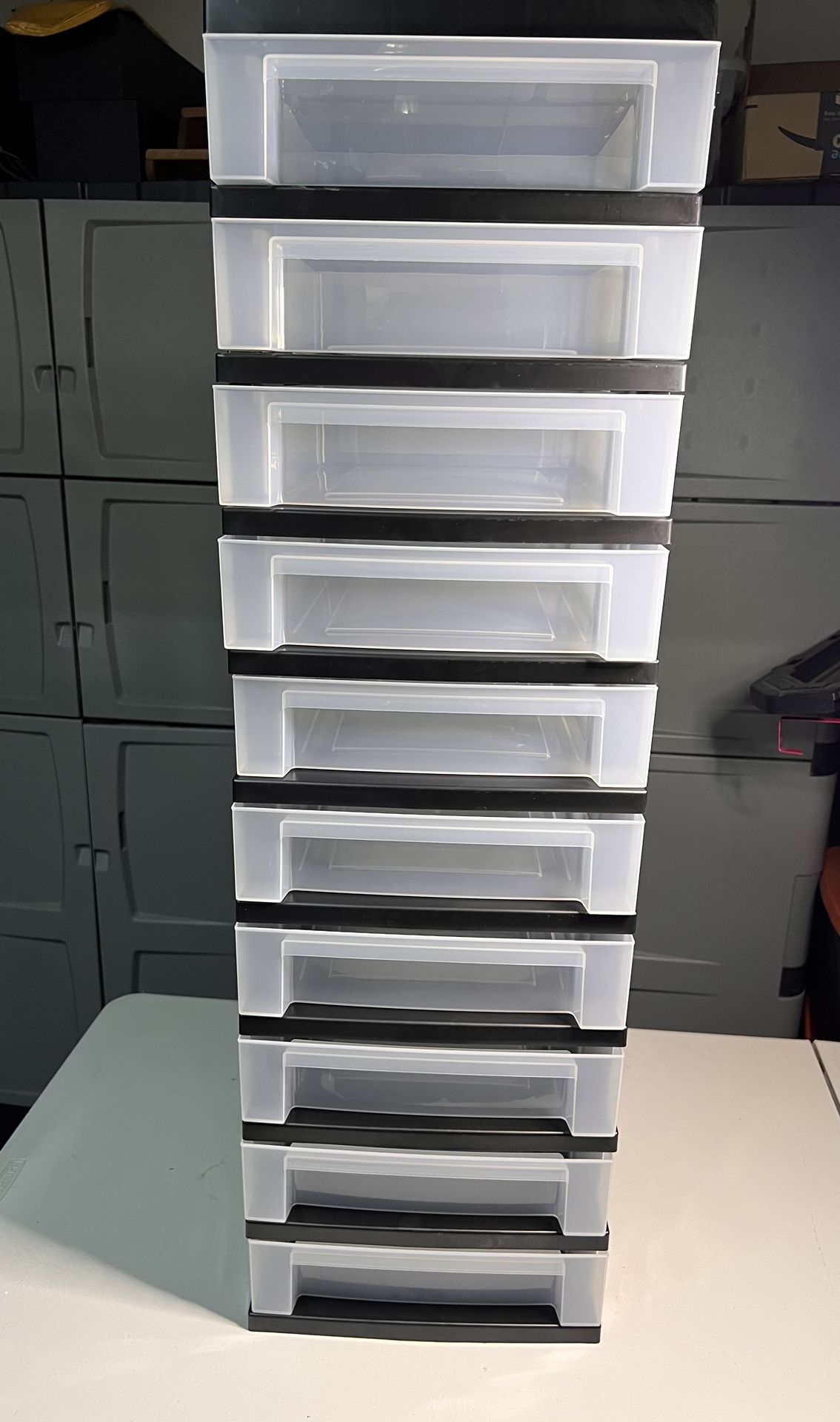 IRIS MC-3100-TOP 10-Drawer Cart with Organizer Top Black/Pearl