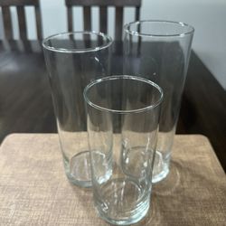 glass cylinder center pieces. set of 3, all different sizes. I have 10 sets. selling for $12 Per Set
