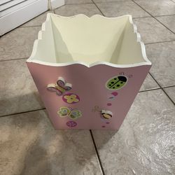 Decorative Trash Bin