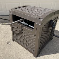 New! Suncast Wicker Hideaway 225-foot Hose Reel Container with "Slide Trak!"