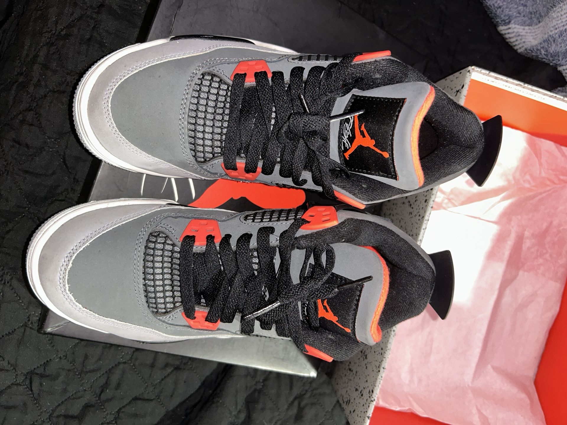 Infrared Jordan 4 Retros