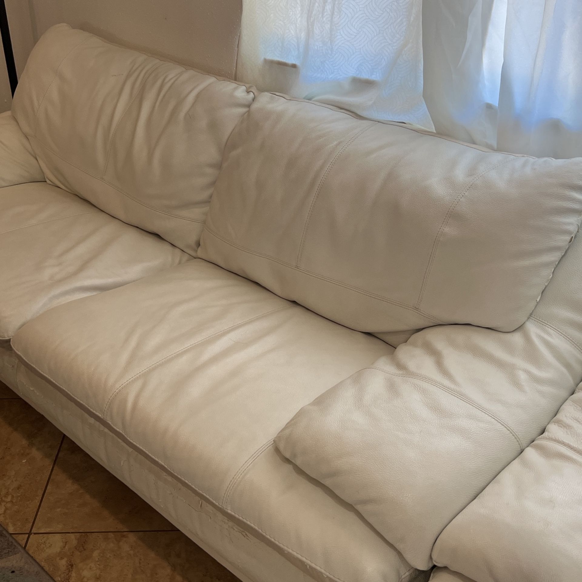 Living Room Sofa & Loveseat & Couch Set. Used