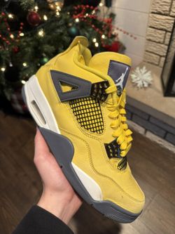 Retro 4 Lightning 