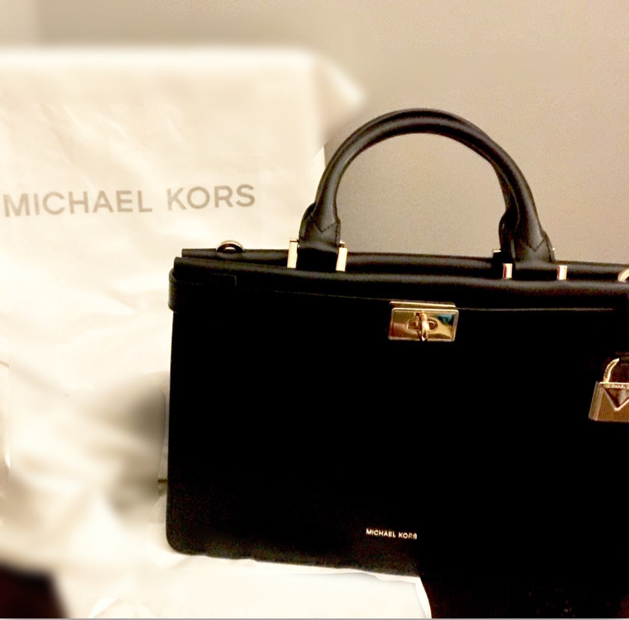 Michael Kors - Large Black Handbag