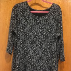 Women’s Shirt Size 1X
