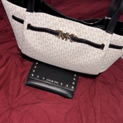 MK Wallet And Purse 