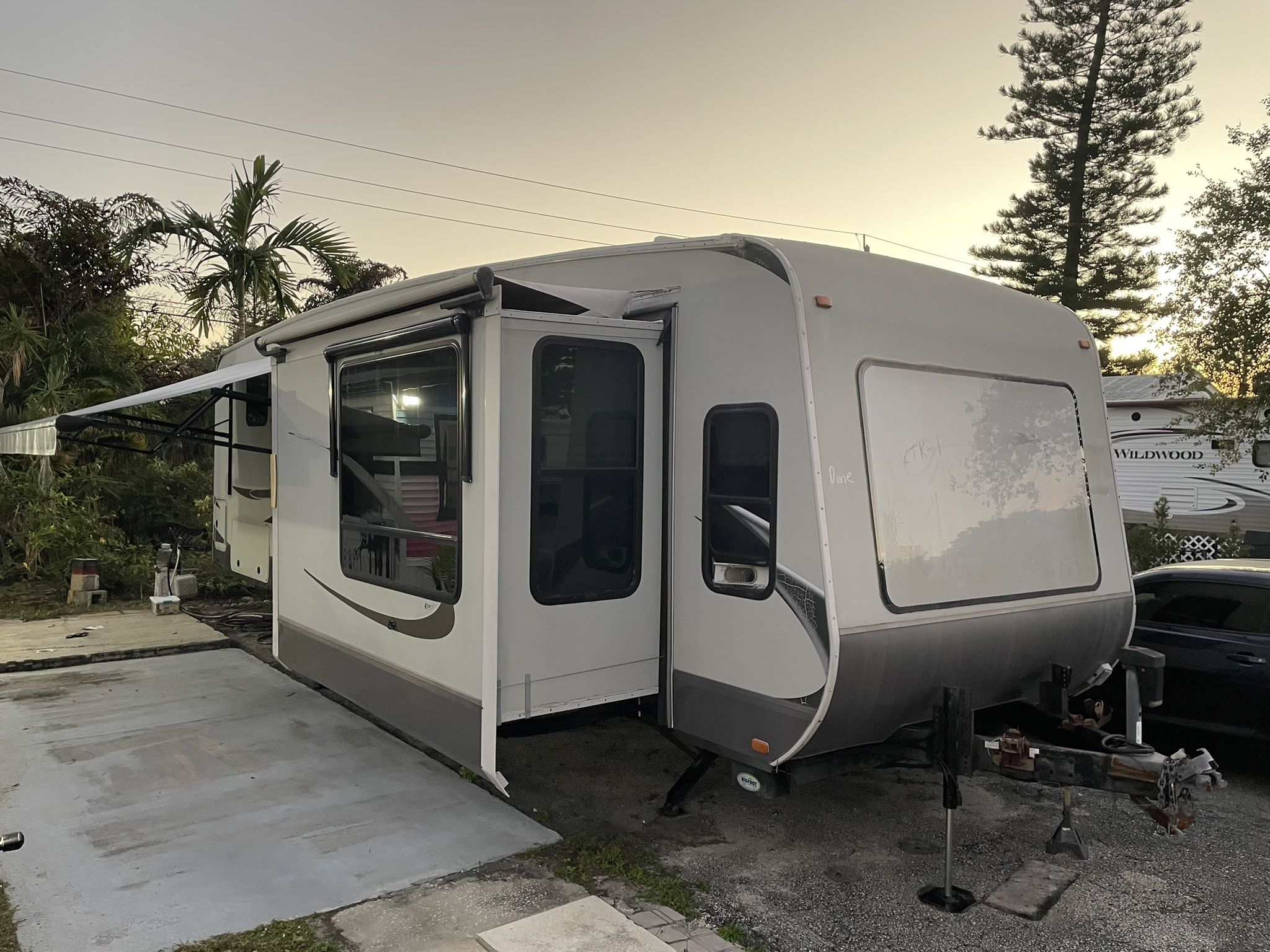 2010-11 Open Range Journeyer - JT340FLR