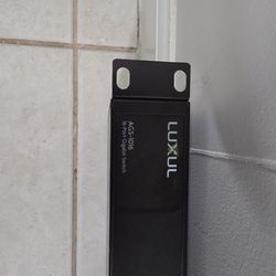 Luxul AGS-1016 16-Port Gigabit Ethernet Network Switch – Rack Mount