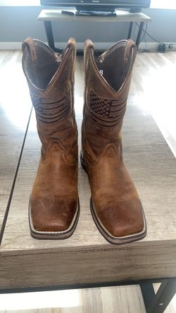 Ariat boots size 8 men’s  wide