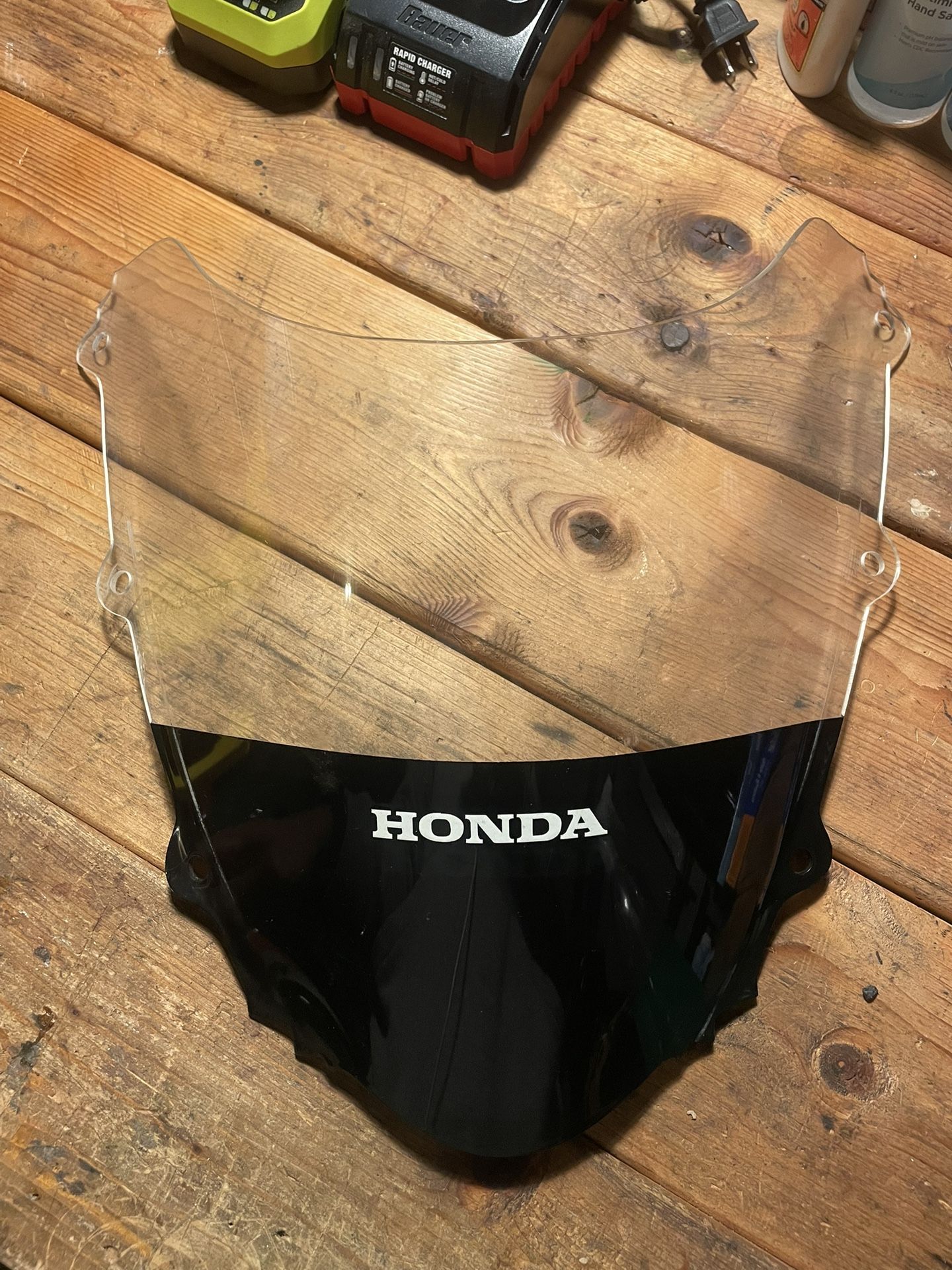 2007 Honda CBR1krr OEM Windshield