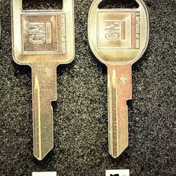 GM Buick Cadillac Chevrolet Classic Car OEM Key Set 