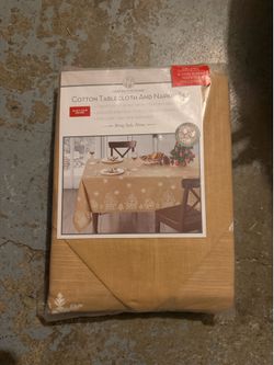 New Christmas Gingerbread Tablecloth 60x104 inches & 6 Napkins Set
