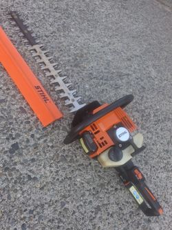 Stihl HS80 30in Headge Trimmer Excellent Condition with rotating handle. Pick up fremont sea. No low ball offers please. No trades. Many other tools f