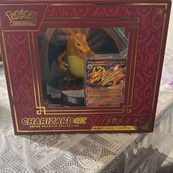 Pokémon Charizard Super Premium Collection 