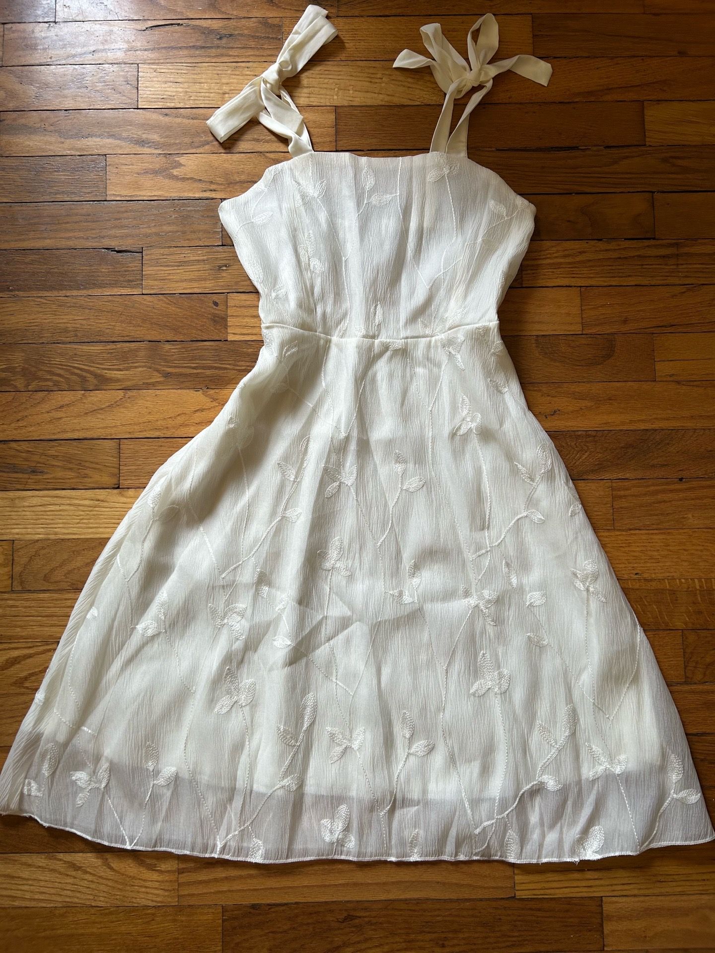 Woman’s dress size M