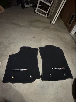 Tacoma floor mats (OEM)