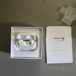 Wireless Ear Buds Everything In The Pictures Included Read Dic 