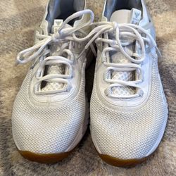 Men’s Under Armour Sneakers Size 10