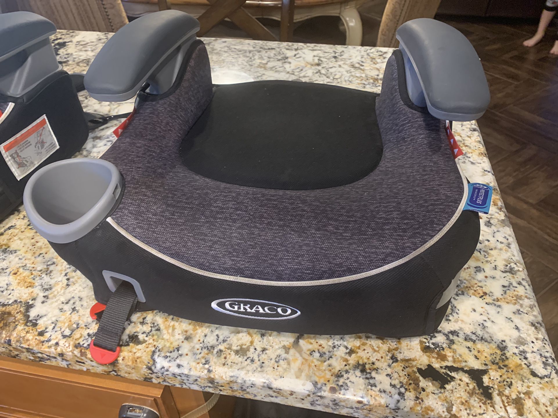 (Two) Graco Turbo Booster Backless Booster Seat - Great Condition - Gently Used - Two seats