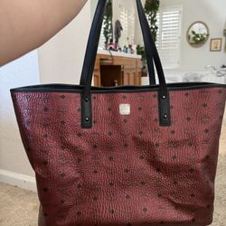 MCM oversized RARE tote METALLIC RED