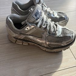 Nike Zoom Vomero 5