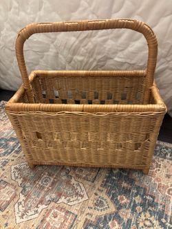 Mcm vintage retro bamboo and rattan magazine rack with handle