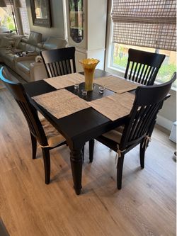 Cost Plus Black Table