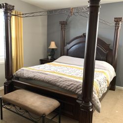 Brown Canopy Bedroom Set