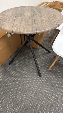 Round Table with Metal Legs - 36”