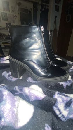 Forever 21 Zip Up Boots/heels