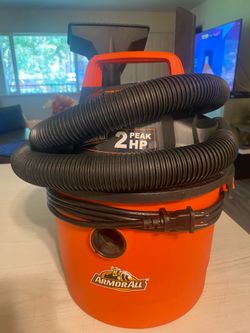 Shop vacuum