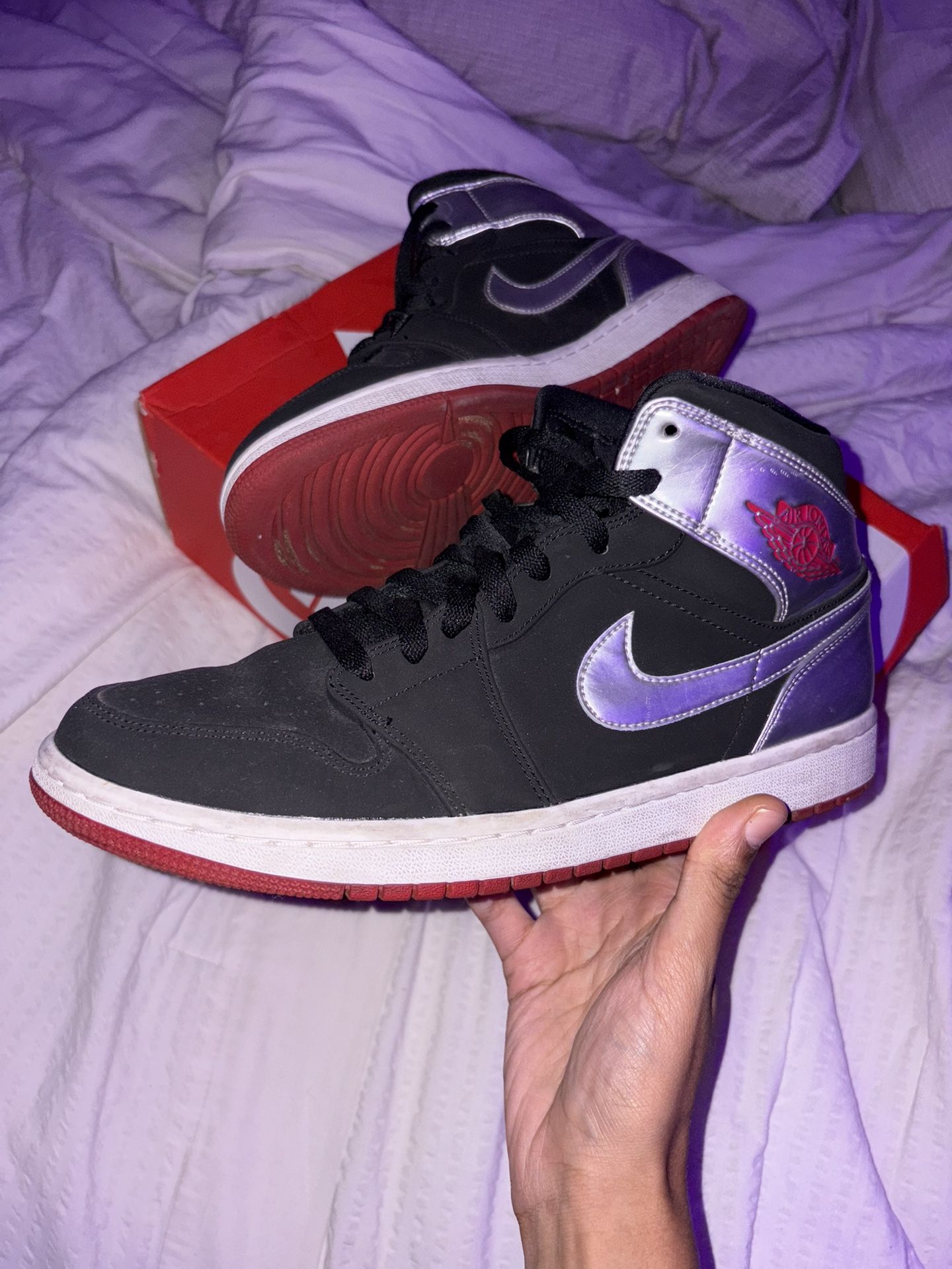 Jordan 1 mid