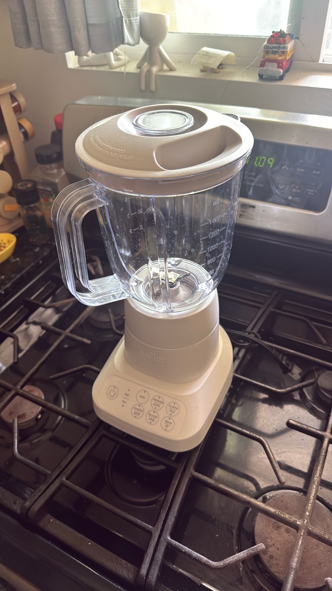 Bella blender $10