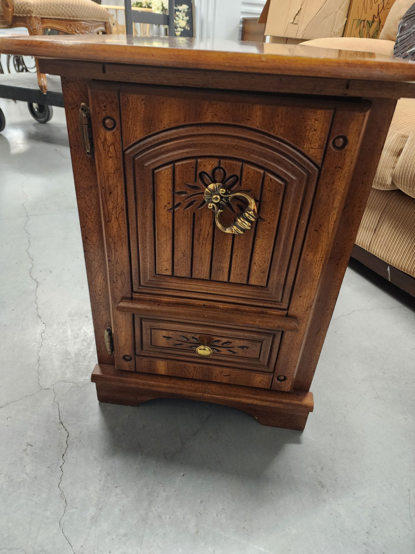 Vintage accent table with swivel top