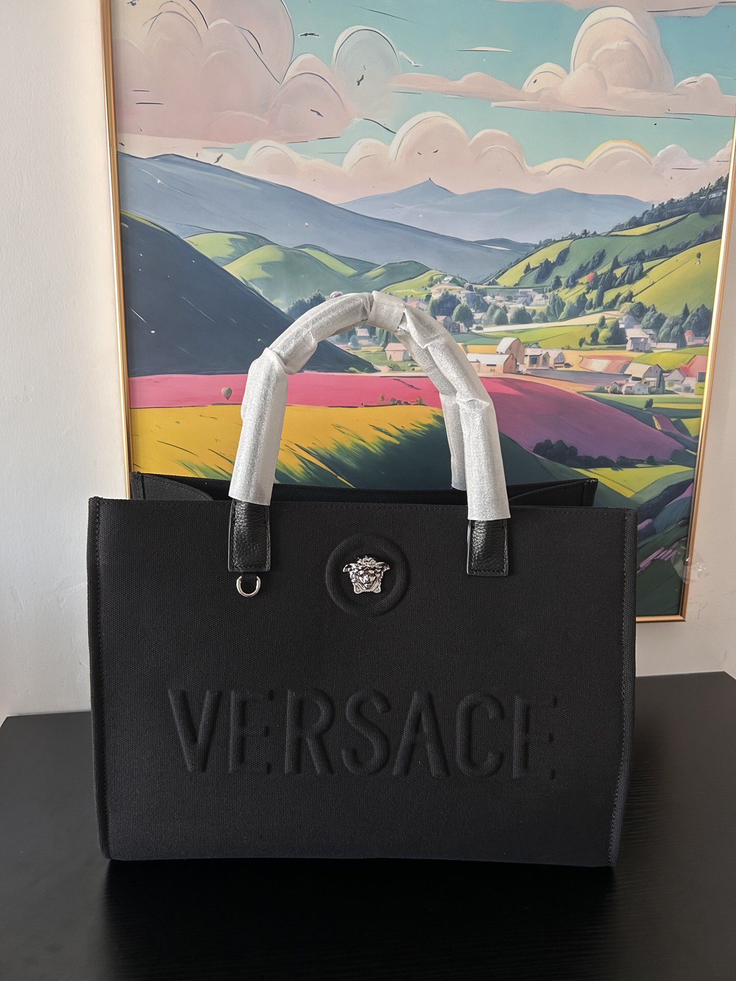 A large-capacity bag