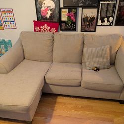 Couch With Pull Out Bed