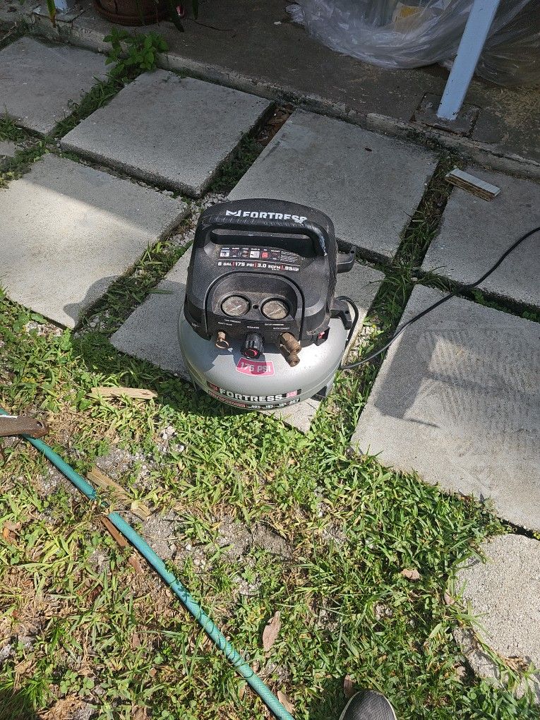 Fortress Air Compressor