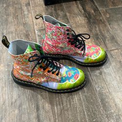 Various Unusual and Rare Women's Doc Martins Size 9