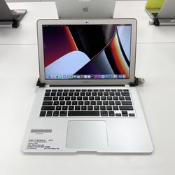 13" MacBook Air*1.8Ghz Intel Core i5*256GB SSD*8GB RAM
