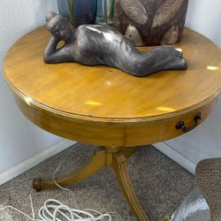 Antique Vintage Round Table 