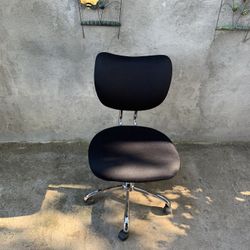 Black Office Roller Chair