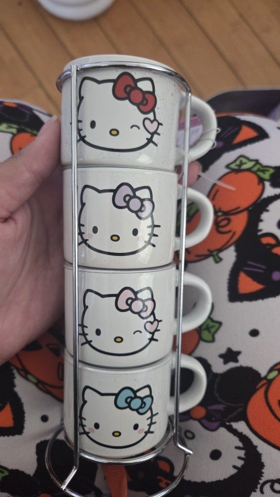 Hello Kitty Esspereso Mug Set