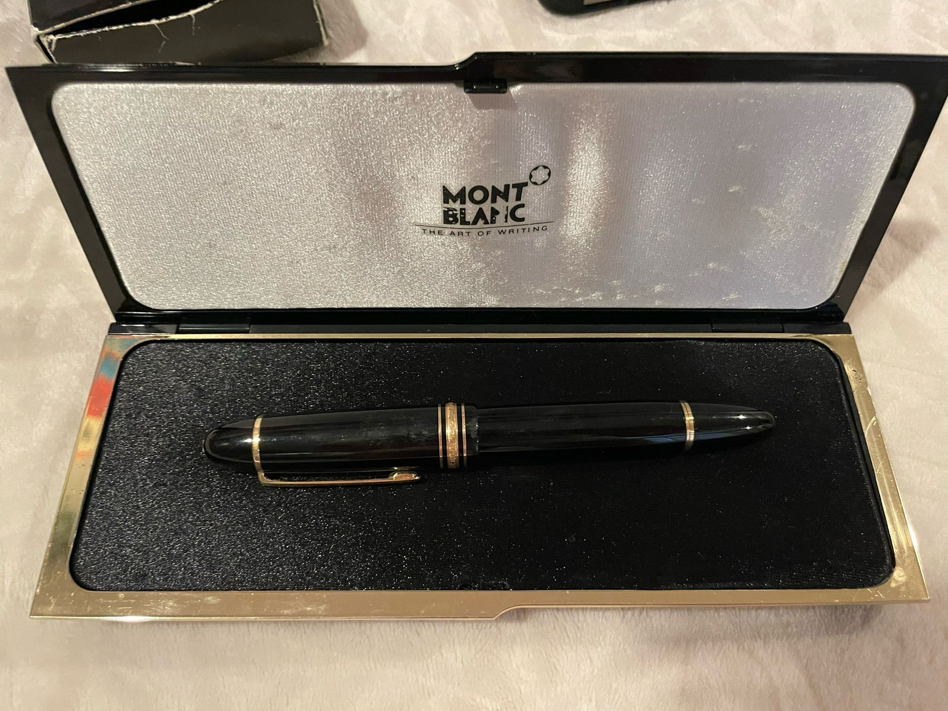 Montblanc Meisterstück No. 149 - 18K Gold Nib Fountain Pen - 4810 Engraving